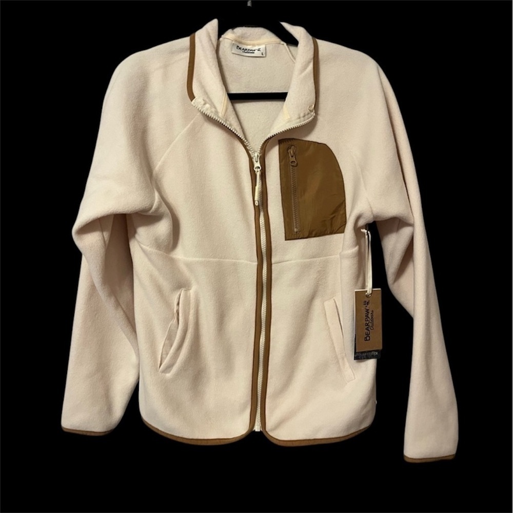 BearPaw NWT Women's Cream and Tan Utility Jacket Size Large